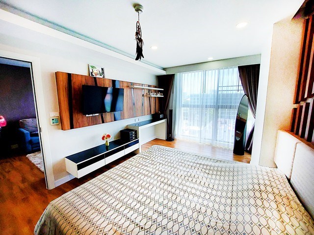 Pattaya-Realestate condo for sale C711