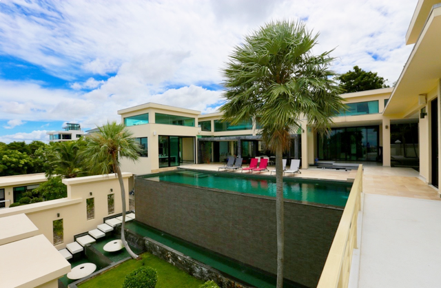 Luxurious villa with sea view for sale, East Pattaya -Pattaya-Realestate- - House -  - East Pattaya