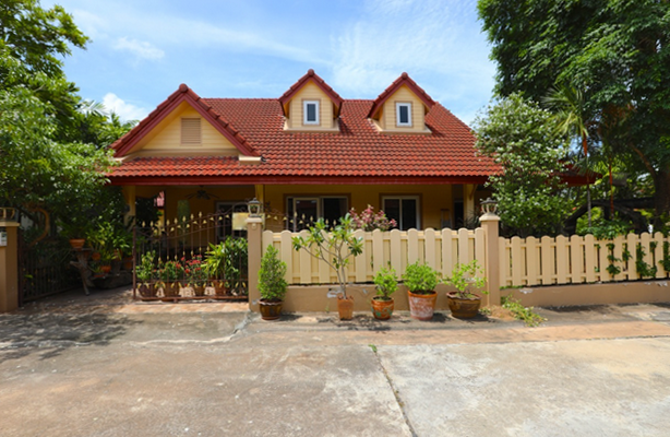 Nice two bedroom with lots of space, East Pattaya -Pattaya Realestate- - House -  - East Pattaya