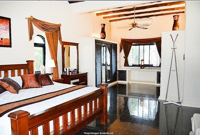 Pattaya-Realestate house for sale H00296 Pattaya-Realestate house for sale H00296