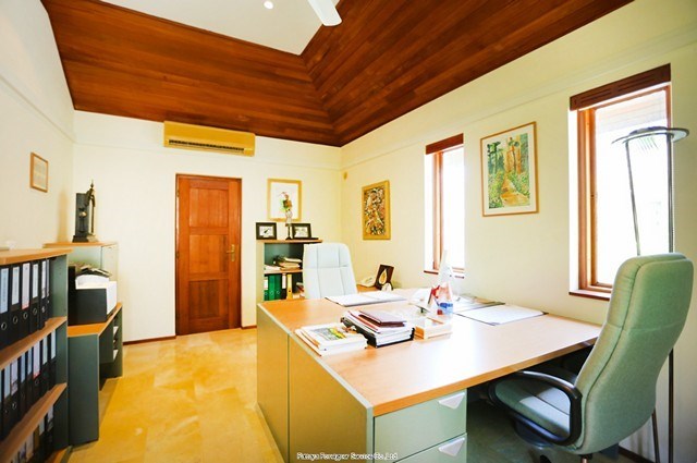 Pattaya-Realestate house for sale H00303 Pattaya-Realestate house for sale H00303
