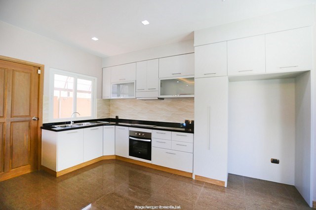 Pattaya-Realestate house for sale H00311 Pattaya-Realestate house for sale H00311