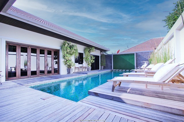 Jomtien Park Villa for sale, Jomtien     -Pattaya-Realestate- - House -  - 	Jomtien 