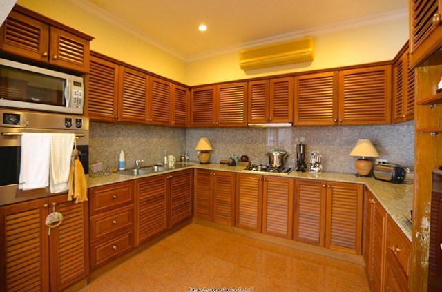 Pattaya-Realestate house for sale H00332 Pattaya-Realestate house for sale H00332