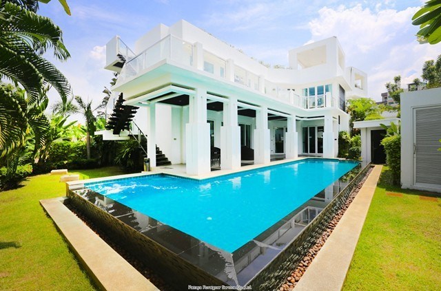 Modern Pool Villa in Jomtien for sale     -Pattaya-Realestate- - House -  - Jomtien 