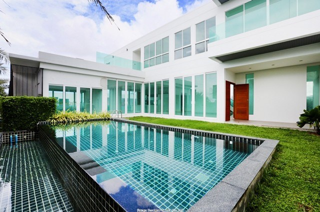 Pool Villa with a view for sale, East Pattaya    -Pattaya-Realestate- - House -  - East Pattaya