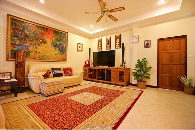 Pattaya-Realestate house for sale H00388 Pattaya-Realestate house for sale H00388