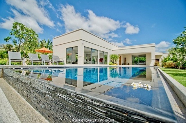 Modern stylish Pool Villa for sale, Mabprachan Lake Area    -Pattaya-Realestate- - House -  - 	Mabprachan Lake Area