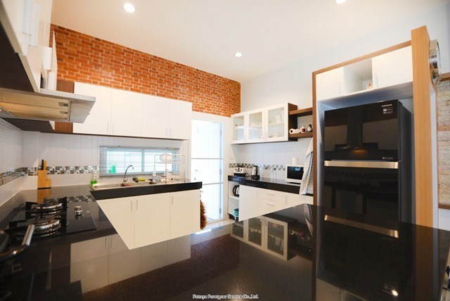 Pattaya-Realestate house for sale H00527 Pattaya-Realestate house for sale H00527