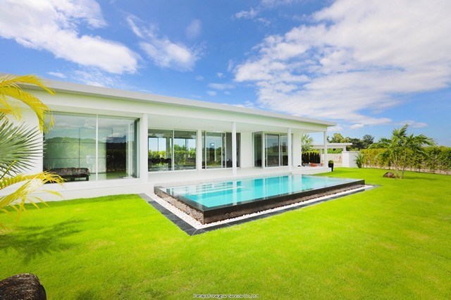 Neue Designer-Poolvilla in der Gegend von Silverlake zu verkaufen, Na Jomtien     -Pattaya-Realestate- - Haus -  - Na Jomtien 