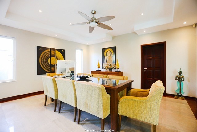 Pattaya-Realestate house for sale H00557 Pattaya-Realestate house for sale H00557
