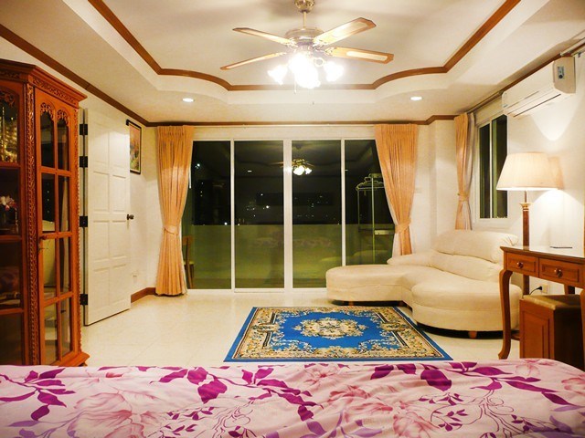 Pattaya-Realestate condo for sale 1013WAC Pattaya-Realestate condo for sale 1013WAC