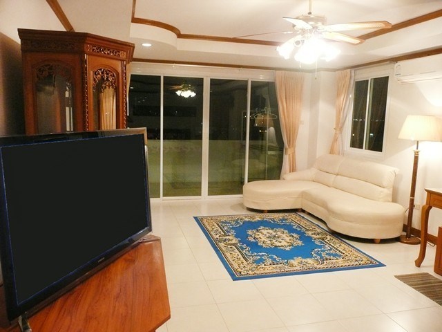 Pattaya-Realestate condo for sale 1013WAC Pattaya-Realestate condo for sale 1013WAC