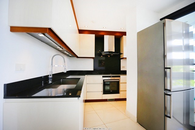 Pattaya-Realestate condo for sale C00243