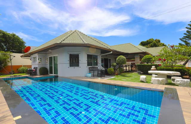 Nice pool villa, East Pattaya -Pattaya Realestate- - House -  - East Pattaya
